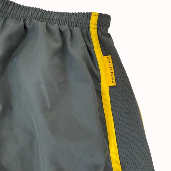Nike Running Shorts Mens Size L Athletic Gym Training Gray Yellow Dri Fit - Picture 4 of 15